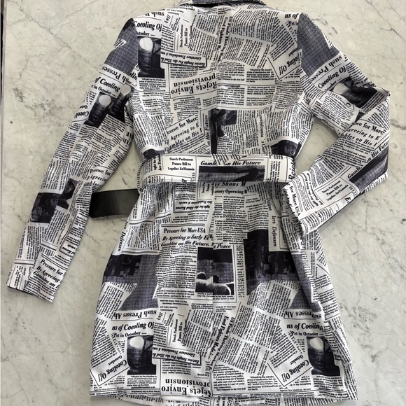 Fashion Nova Monochrome Print Blazer Dress - Picture 3 of 5